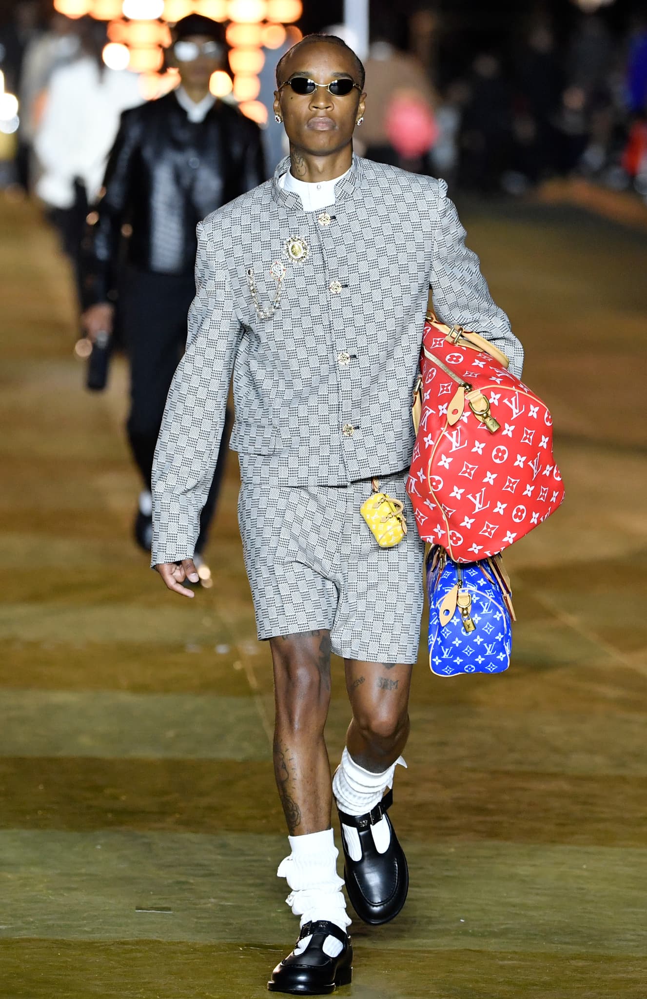 De Louis Vuitton à Balenciaga: la métamorphose du cabas