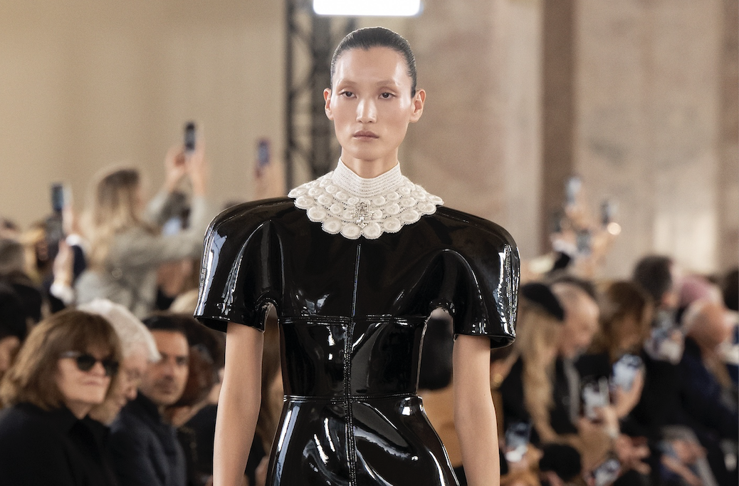 Comment adopter la tendance « clair-obscur » ce printemps