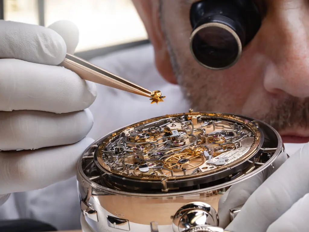 Nouveau record! La montre la plus complexe du monde est suisse