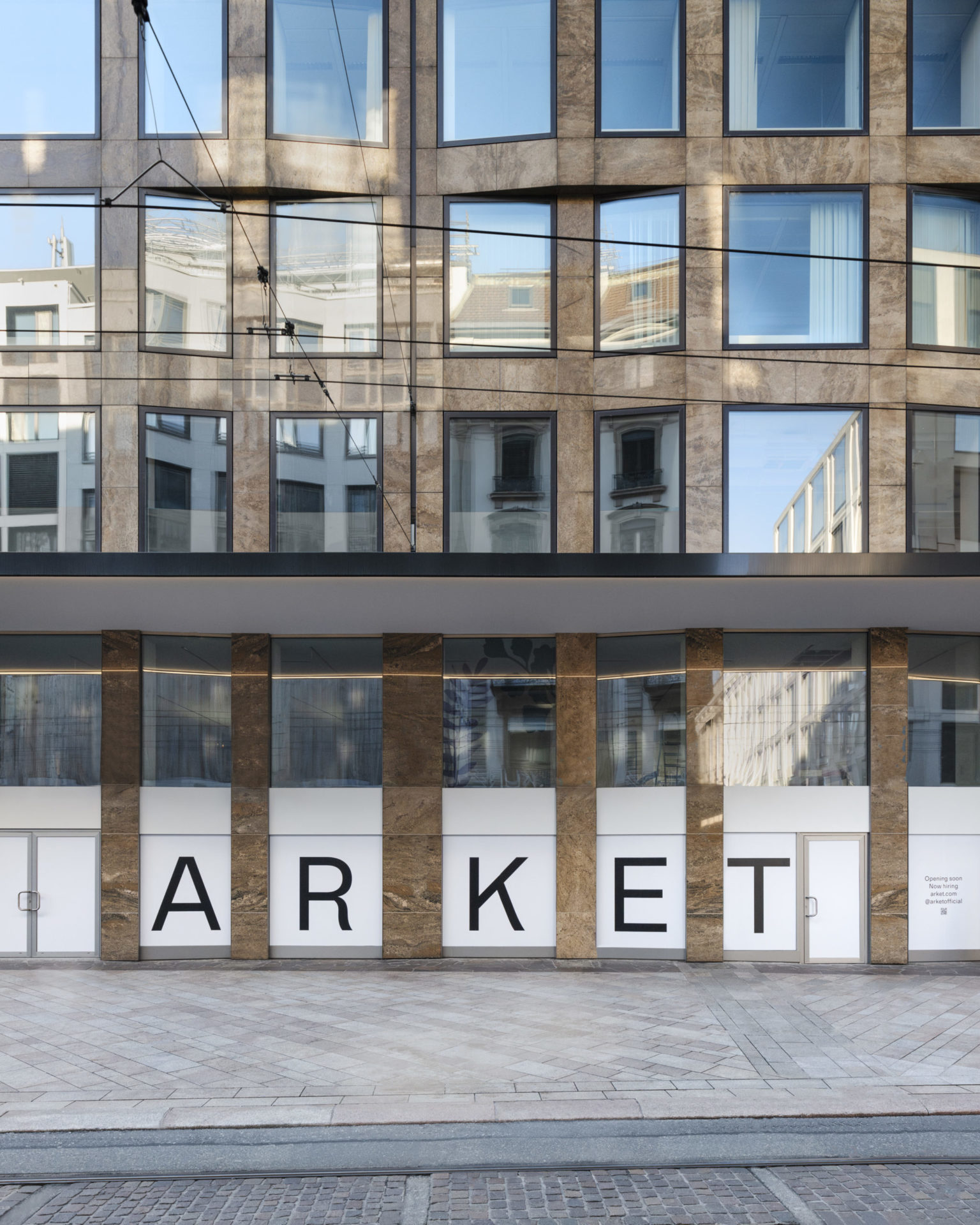 Arket, la ligne chic du groupe H&M, débarque en Suisse romande