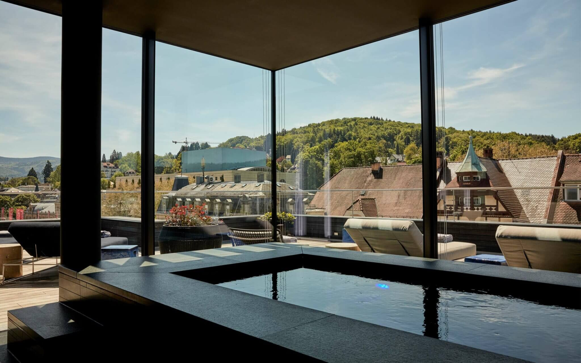 À 1 heure de la Suisse, le Roomers, petit paradis entre traditions et modernité