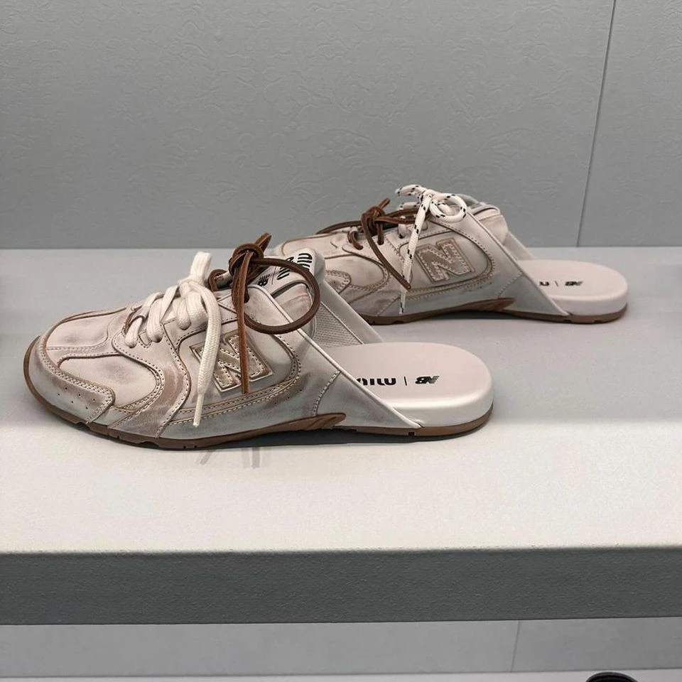 Cette étrange mule-basket est en train de conquérir les férus de sneakers